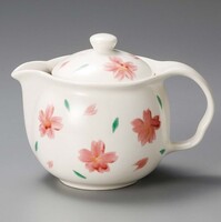 Фарфоровый чайник "Сакура", ручная роспись